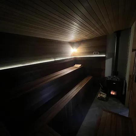 Richmond Hill Cottages, Exclusive 6 Bedroom Farm House, Markington With Heated Pool Сasa de vacaciones Ingerthorpe