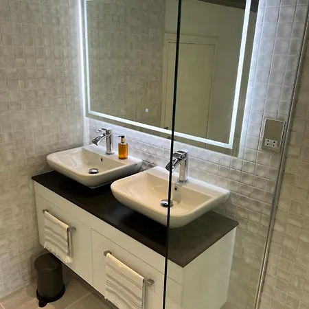 Richmond Hill Cottages, Exclusive 6 Bedroom Farm House, Markington With Heated Pool Ingerthorpe