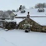The Exclusive 6 Bedroom Farm House, Markington Incl Heated Pool And The Richmond Hill One Bedroom Casa vacanze