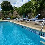 The Exclusive 6 Bedroom Farm House, Markington Incl Heated Pool And The Richmond Hill One Bedroom Casa vacanze