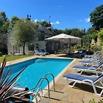 The Exclusive 6 Bedroom Farm House, Markington Incl Heated Pool And The Richmond Hill One Bedroom *