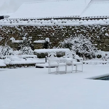 The Exclusive 6 Bedroom Farm House, Markington Incl Heated Pool And The Richmond Hill One Bedroom *