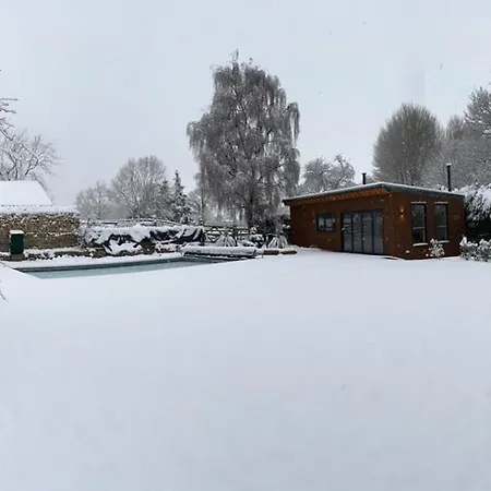 Prázdninový dům Richmond Hill Cottages, Exclusive 6 Bedroom Farm House, Markington With Heated Pool