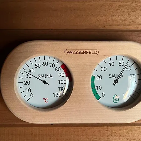 Richmond Hill Cottages, Exclusive 6 Bedroom Farm House, Markington With Heated Pool *